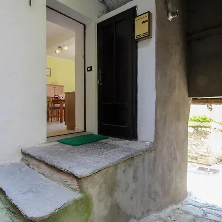 Holiday home Casa Lucrezia *