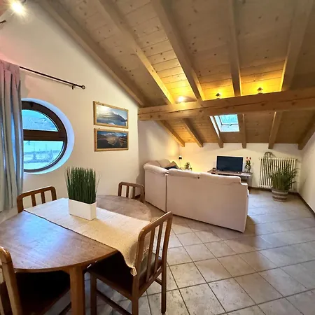 Apartment Casa Lucrezia Colico